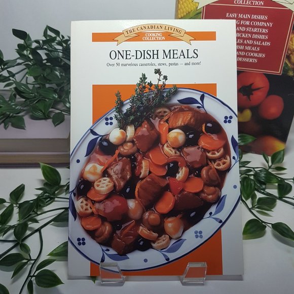 CANADIAN LIVING Cooking Collection 8 Volume Box Set with Index and Menu Planner - Picture 11 of 16